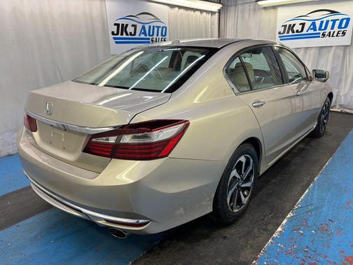 2017 Honda Accord EX w/Honda Sensing