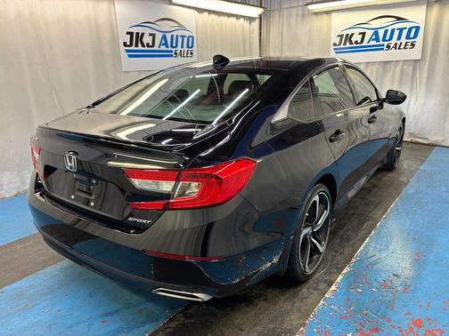 Crystal Black Pearl 2018 Honda Accord Sport