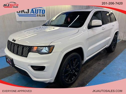 2018 Jeep Grand Cherokee Altitude