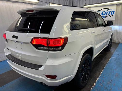 2018 Jeep Grand Cherokee Altitude