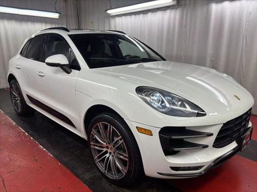 2015 Porsche Macan Turbo