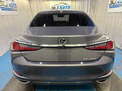 2019 Lexus ES 350 Base