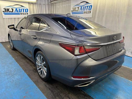 2019 Lexus ES 350 Base