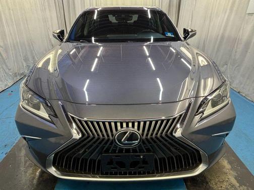 2019 Lexus ES 350 Base