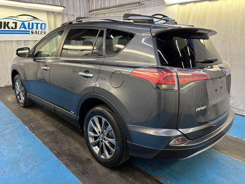 Magnetic Gray Metallic 2017 Toyota RAV4 Hybrid Limited