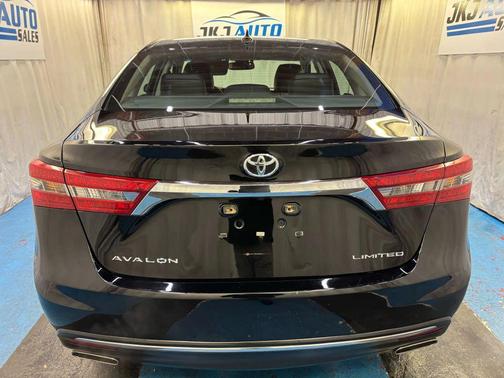 2016 Toyota Avalon XLE