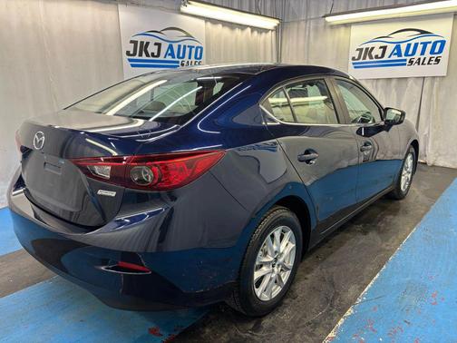 2016 Mazda Mazda3 i Sport