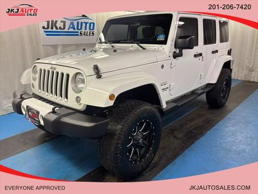 2016 Jeep Wrangler Unlimited Sahara