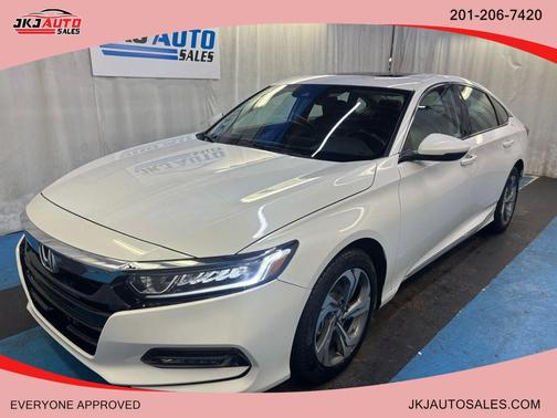 Platinum White Pearl 2018 Honda Accord EX-L