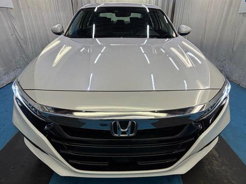 Platinum White Pearl 2018 Honda Accord EX-L