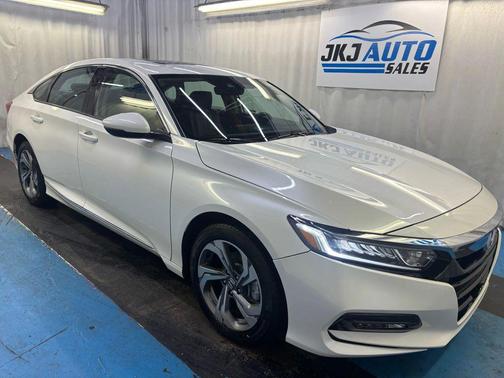 Platinum White Pearl 2018 Honda Accord EX-L