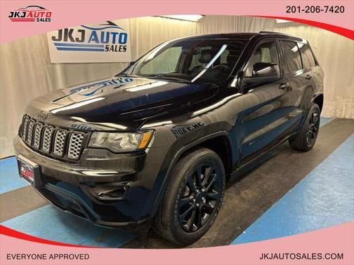 2017 Jeep Grand Cherokee Altitude