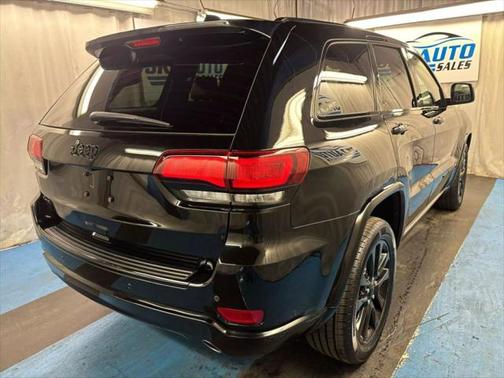 2017 Jeep Grand Cherokee Altitude