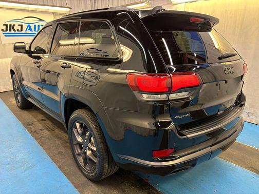 2019 Jeep Grand Cherokee Limited X