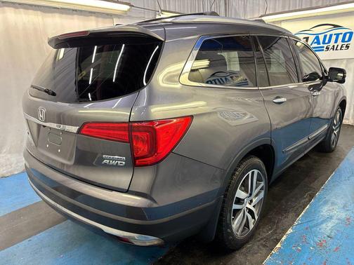 2018 Honda Pilot Touring