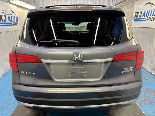 2018 Honda Pilot Touring