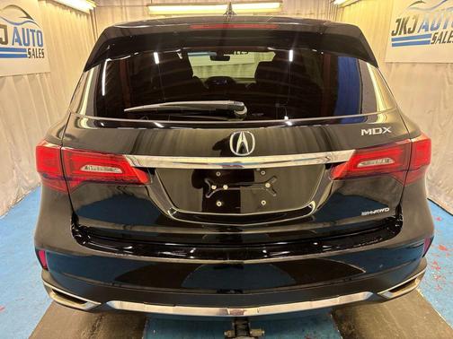 2017 Acura MDX 3.5L w/Technology Package