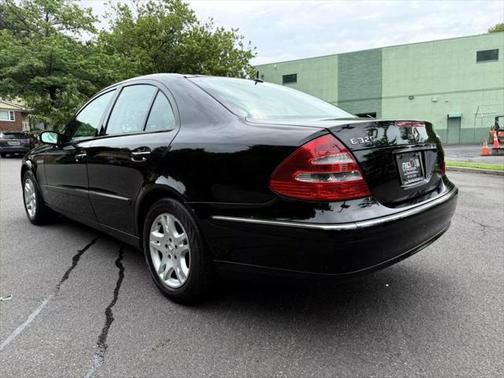 2004 Mercedes-Benz E-Class 4MATIC