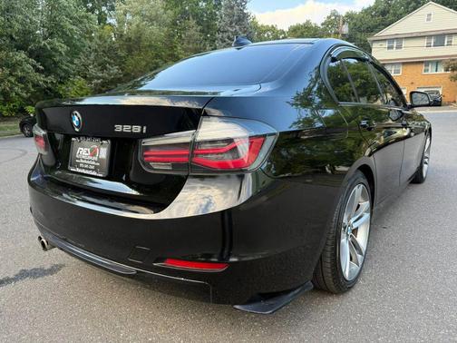 2013 BMW 328 328i Sedan 4D