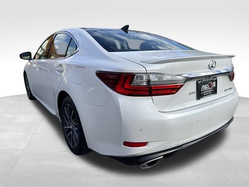 2016 Lexus ES 350 Base