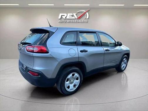 2014 Jeep Cherokee Sport