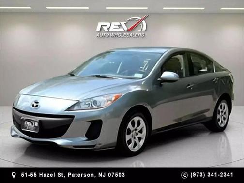 2013 Mazda Mazda3 i Sport
