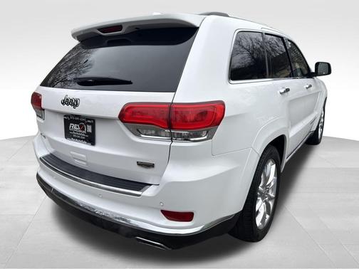 2016 Jeep Grand Cherokee Summit