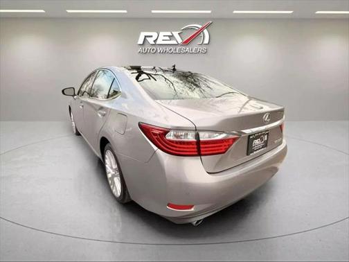 2015 Lexus ES 350 Crafted Line