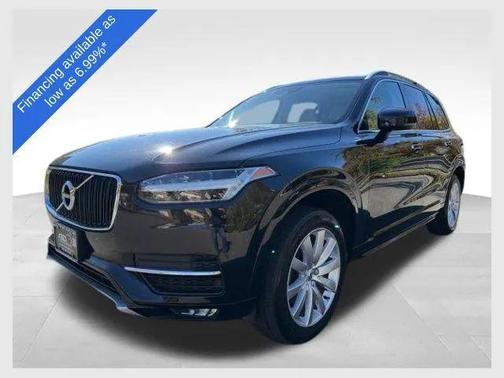 2018 Volvo XC90 T6 Momentum