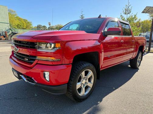2017 Chevrolet Silverado 1500 2LT