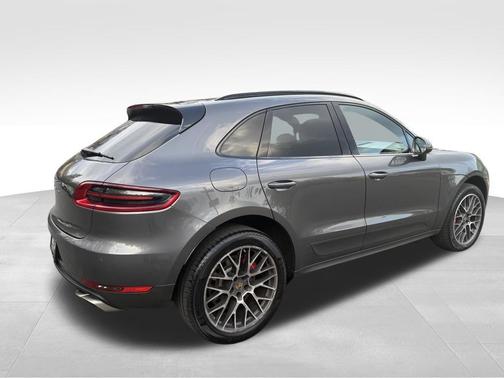 2015 Porsche Macan Macan Turbo