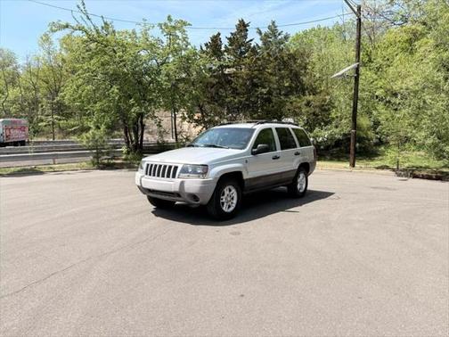 2004 Jeep Grand Cherokee Laredo