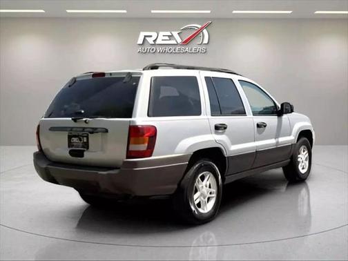 2004 Jeep Grand Cherokee Laredo