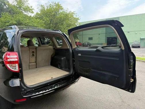 2009 Toyota RAV4 Sport