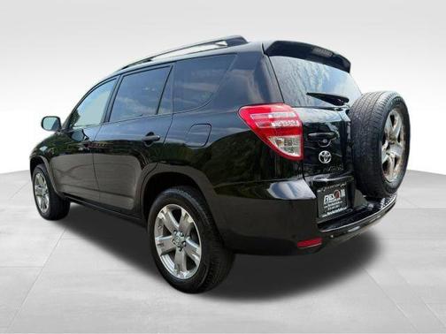 2009 Toyota RAV4 Sport