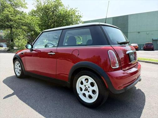 2005 MINI Cooper Base
