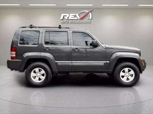 2010 Jeep Liberty Sport