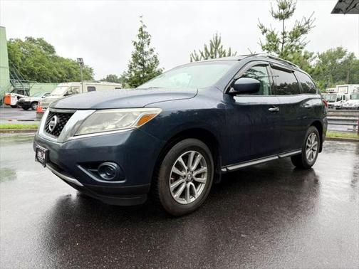 2014 Nissan Pathfinder SV
