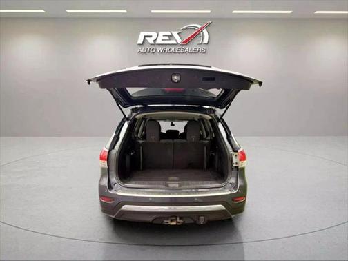 2014 Nissan Pathfinder SV