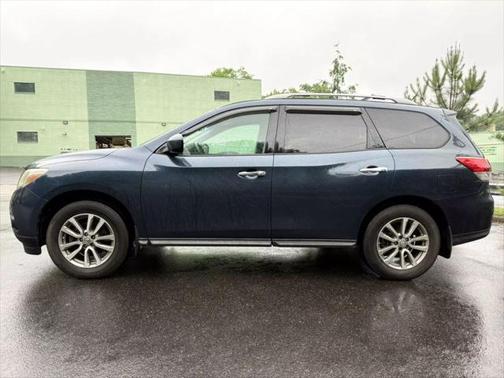 2014 Nissan Pathfinder SV