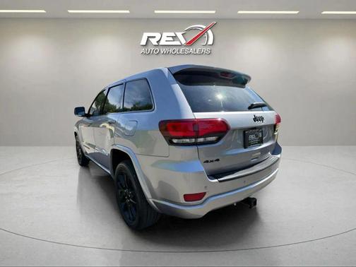 2018 Jeep Grand Cherokee Altitude