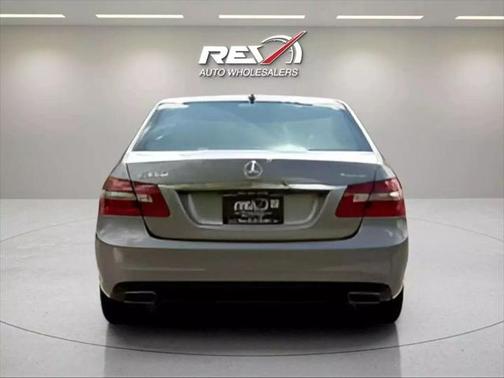 2010 Mercedes-Benz E-Class E 350 4MATIC Sedan 4D
