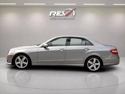 2010 Mercedes-Benz E-Class E 350 4MATIC Sedan 4D