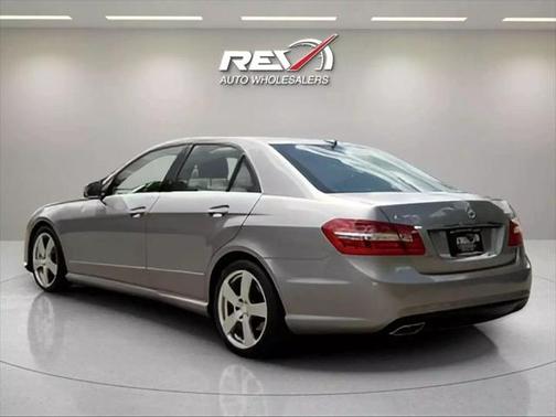 2010 Mercedes-Benz E-Class E 350 4MATIC Sedan 4D