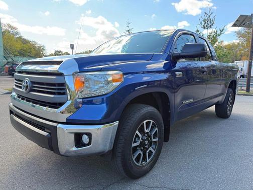 2014 Toyota Tundra SR5