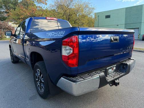 2014 Toyota Tundra SR5