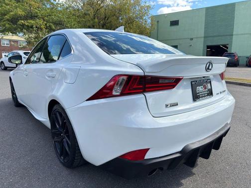 2016 Lexus IS 300 Base