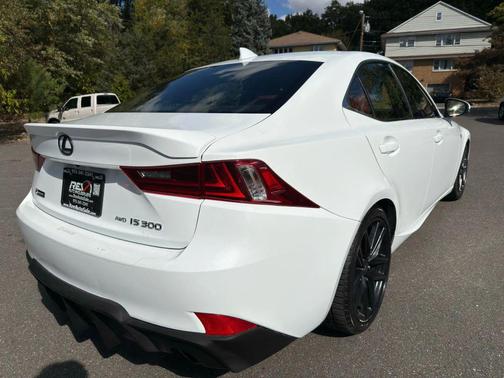 2016 Lexus IS 300 Base