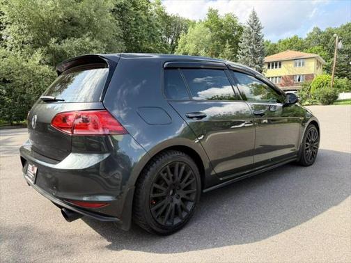 2017 Volkswagen Golf GTI 2.0T S 4-Door