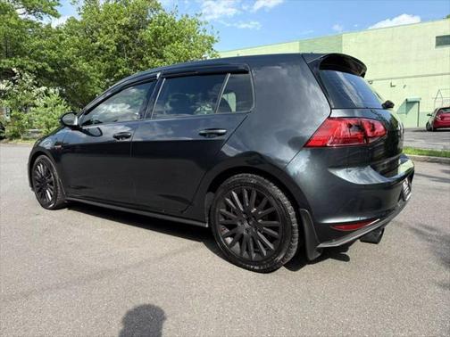 2017 Volkswagen Golf GTI 2.0T S 4-Door